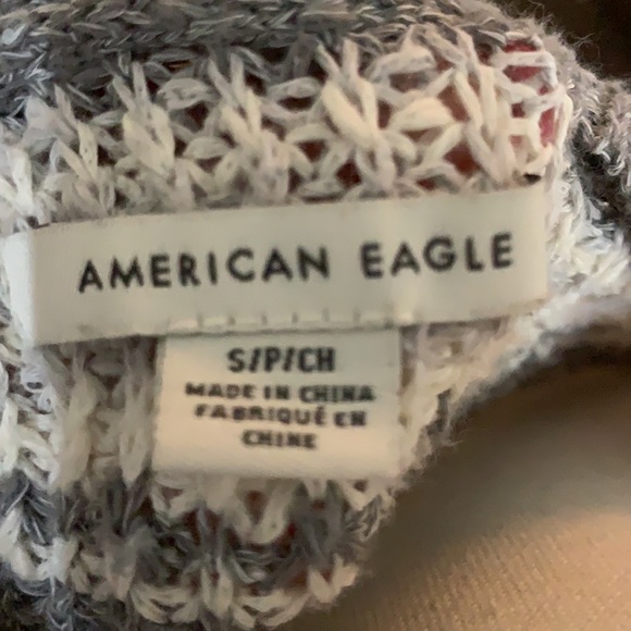 American Eagle Outfitters gray, white, black striped cropped knit sweater - Picture 16 of 17